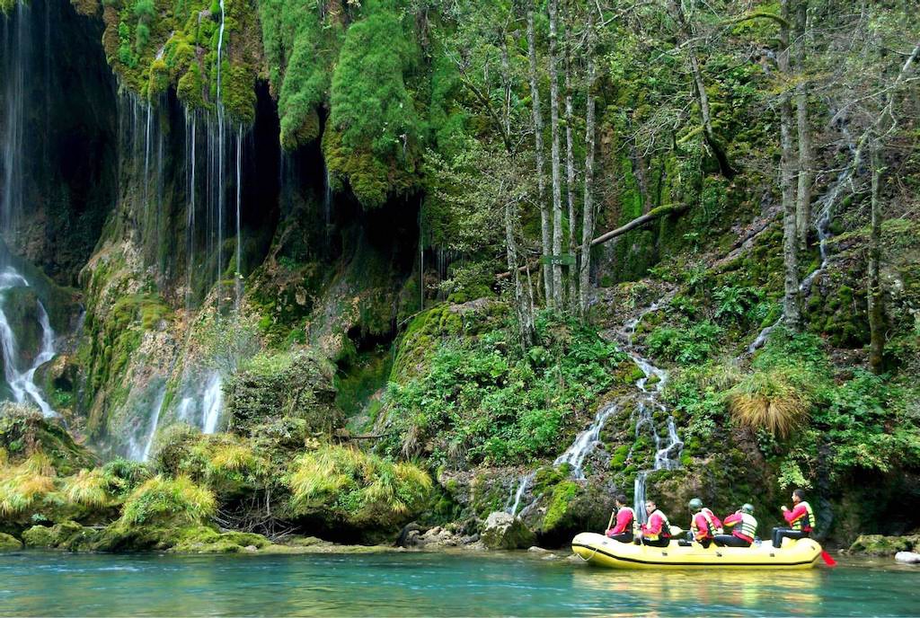 Rafting Tara river in the second canyon in the world