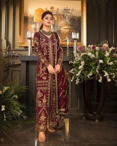 A Mandatory Maroon in Your Wedding Collection